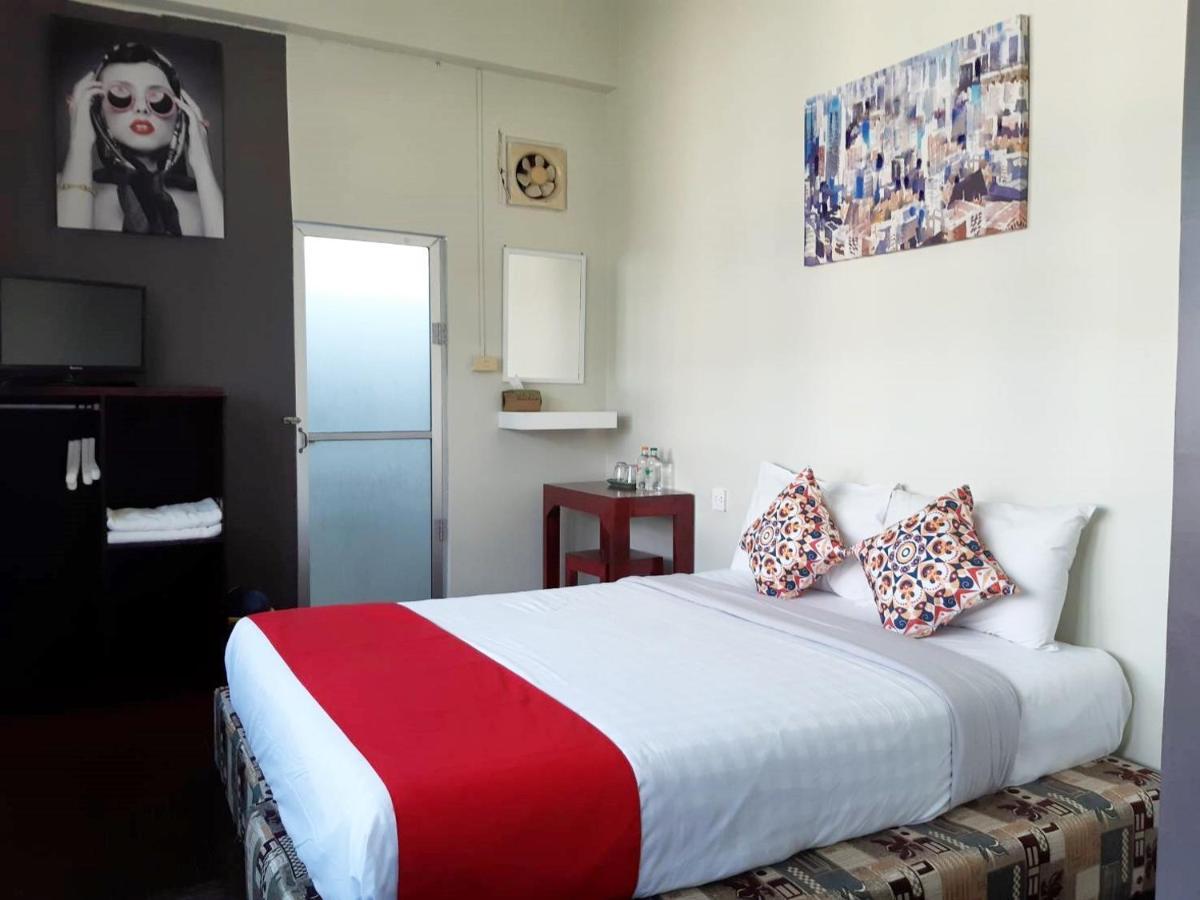 Born Guest House Chiang Mai Exterior photo