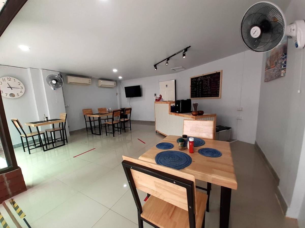 Born Guest House Chiang Mai Exterior photo
