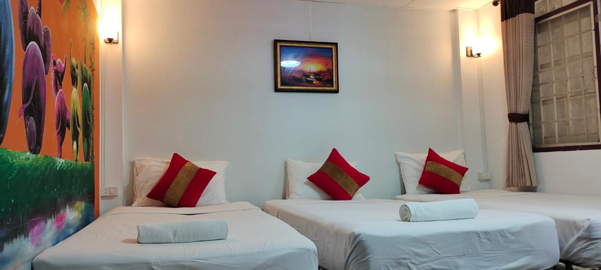 Born Guest House Chiang Mai Exterior photo