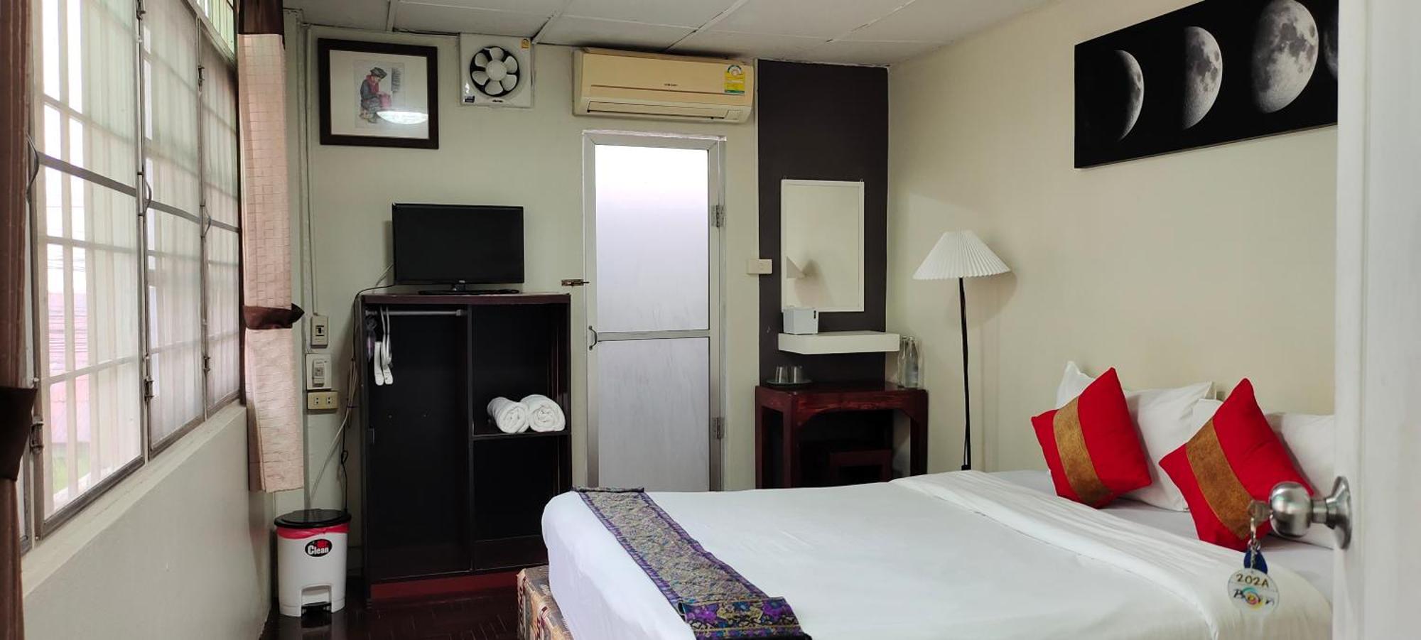 Born Guest House Chiang Mai Exterior photo