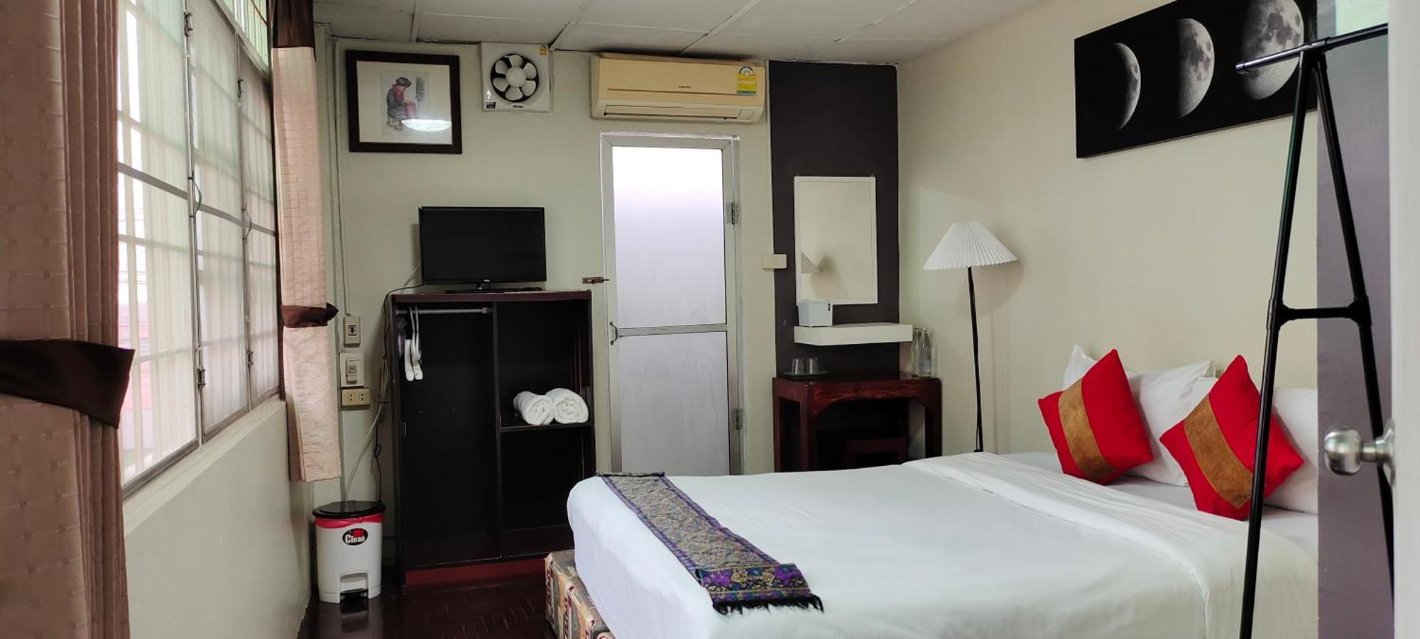Born Guest House Chiang Mai Exterior photo